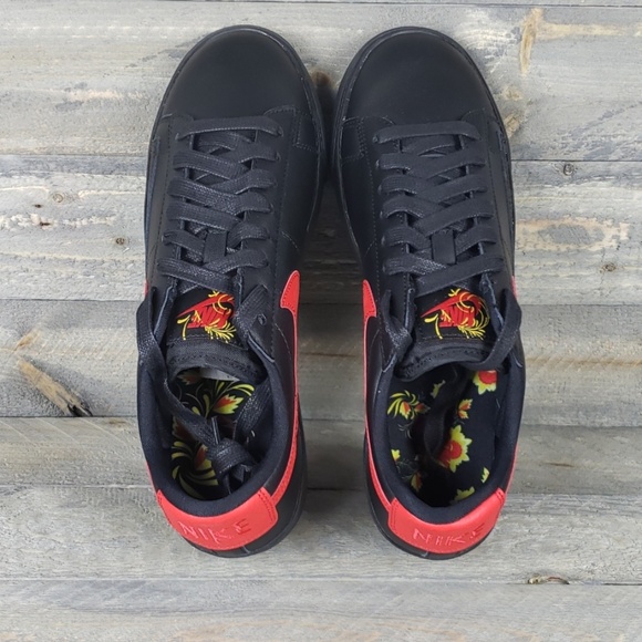 Nike Blazar Low Floral Swoosh Women's Sneakers - Picture 3 of 7